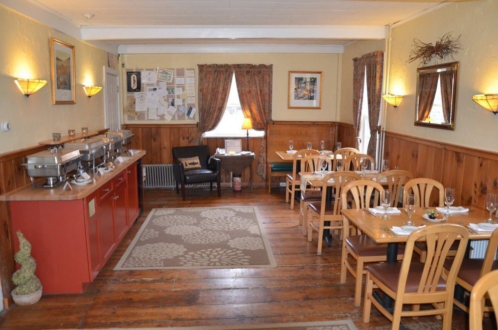 Cornwall Inn Екстериор снимка